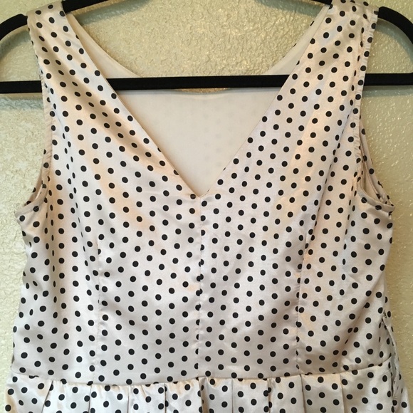 Knee length white semi-formal dress - Picture 4 of 6